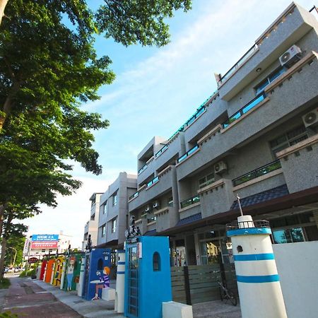 Fun Trip - 奧斯卡智能入住民宿 L 附設汽機車租賃行程建議 L T'ai-tung Eksteriør billede